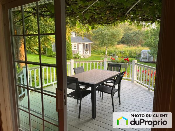 Patio - 900 route de la Montagne, ND-Du-Portage for sale