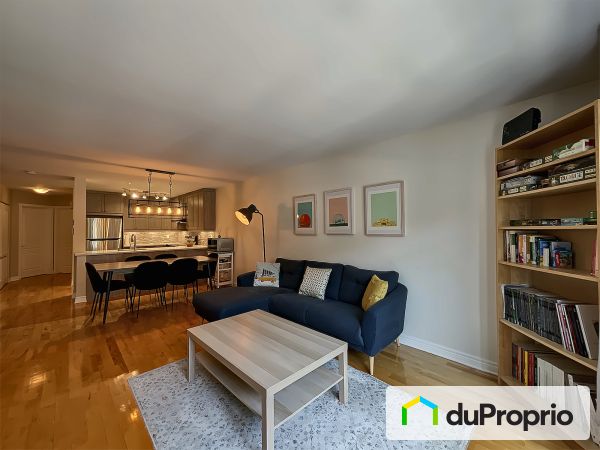 Apartment Living Room - 4368 avenue Coloniale, Le Plateau-Mont-Royal for sale