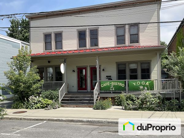 213, rue Saint-Jean, Longueuil (Vieux-Longueuil) à vendre