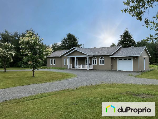 110 chemin du Lac Gervais, St-Jean-De-Matha for sale