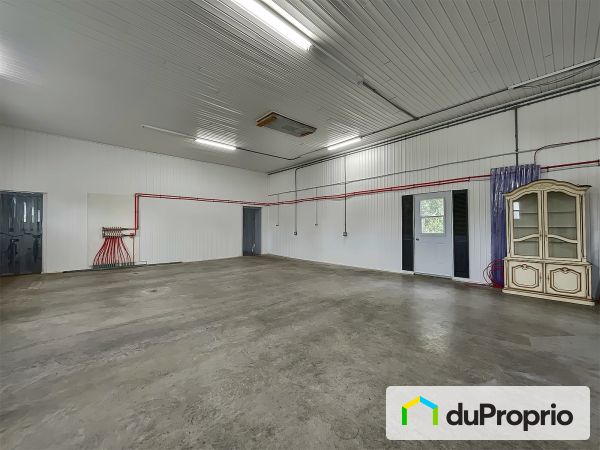 Commercial Space - 451 route des Bosquets, Ste-Marie-De-Blandford for sale