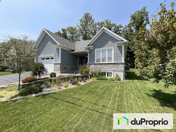 530 rue Marcel-R.-Bergeron, Bromont for sale