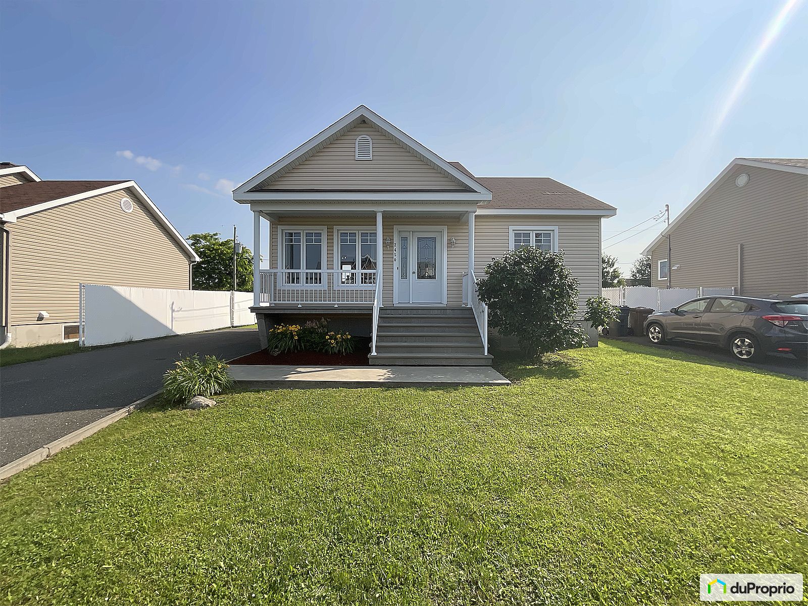 2450 Rue Du Chancelier — photo 1