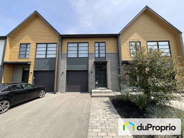 989 rang Saint-François, Terrebonne (Lachenaie) for sale