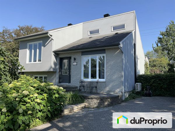 2625, rue du Bordelais, Neufchatel à vendre