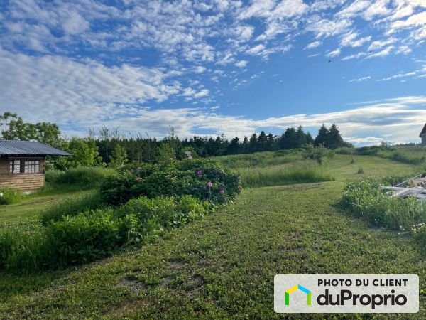 1182 route 132, Cap-Des-Rosiers for sale