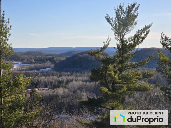 6 chemin Timberlake, La Pêche (Wakefield) for sale