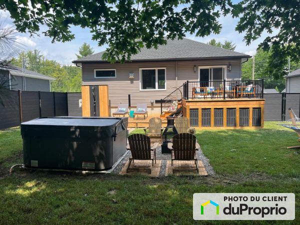 Backyard - 283 51e Rue Ouest, Venise-En-Quebec for sale