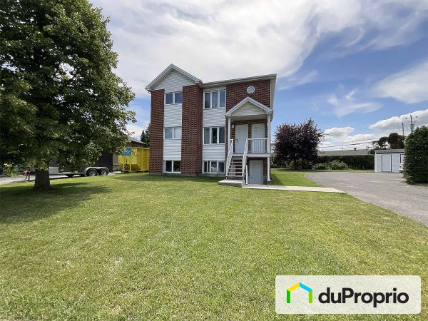 1050-52-54 avenue du Maire, La Prairie à vendre