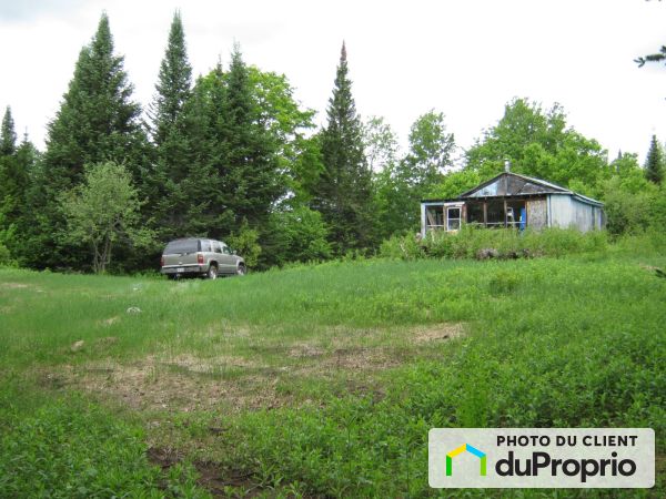 118, chemin Sioui, Lac-des-Plages à vendre