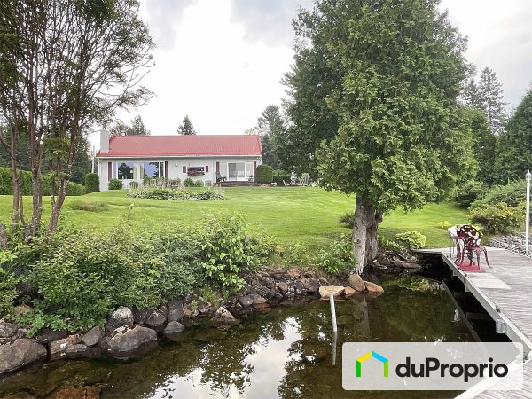 210 chemin du Lac Grenon, St-David-de-Falardeau for sale