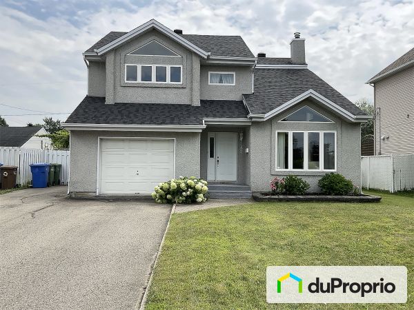 742 rue du Souvenir, St-Eustache for sale