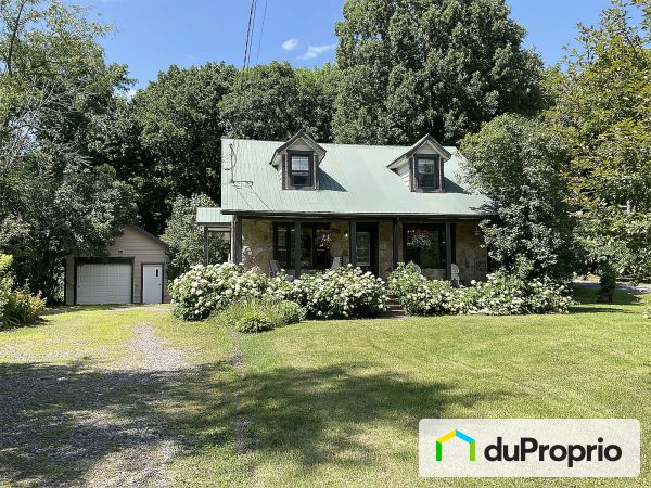 205 chemin du Grand-Quai, Rigaud for sale