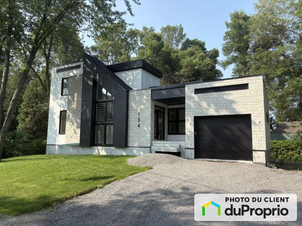 134 rue de l&#39;Anse, Neuville à vendre