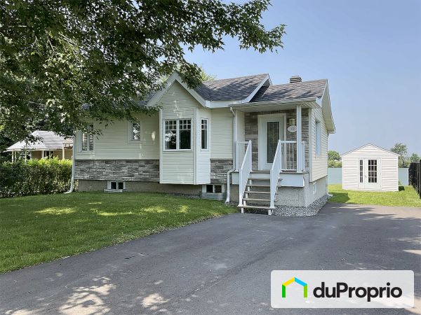 439 chemin des Patriotes, St-Denis-sur-Richelieu for sale