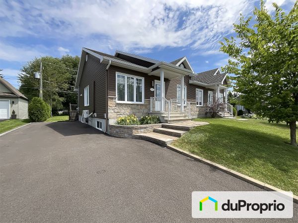 631 rue Huot, Donnacona à vendre