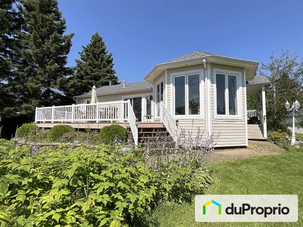 5650, rue de la Chapelle, Jonquière (Lac-Kénogami) à vendre