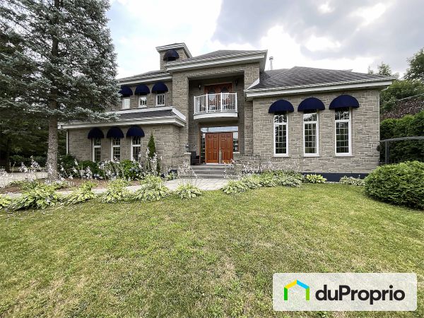 629 rue Longueuil, Mont-St-Hilaire for sale