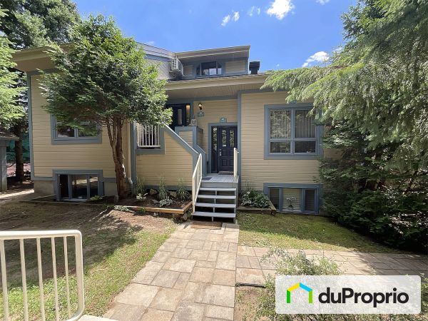 209-778 rue Principale, St-Sauveur for sale