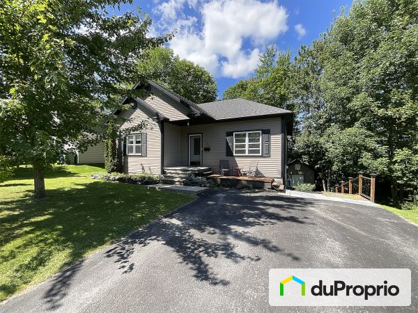 713 rue Saint-Paul, Magog à vendre