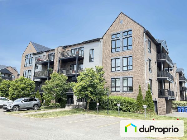 101-725 montée des Pionniers, Terrebonne (Lachenaie) à vendre