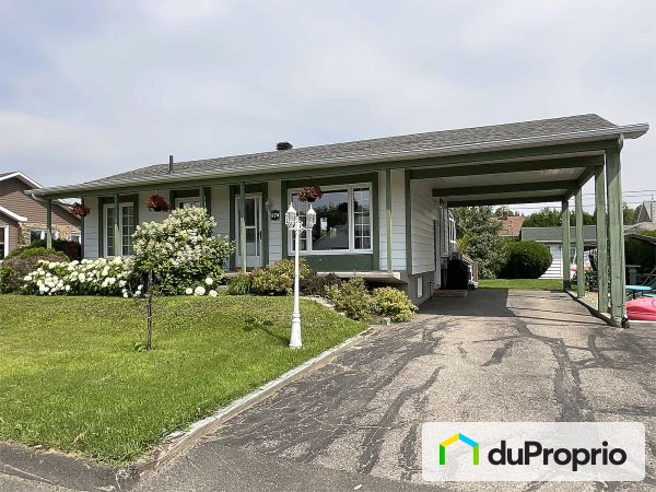 170 rue du Saphir, Alma for sale