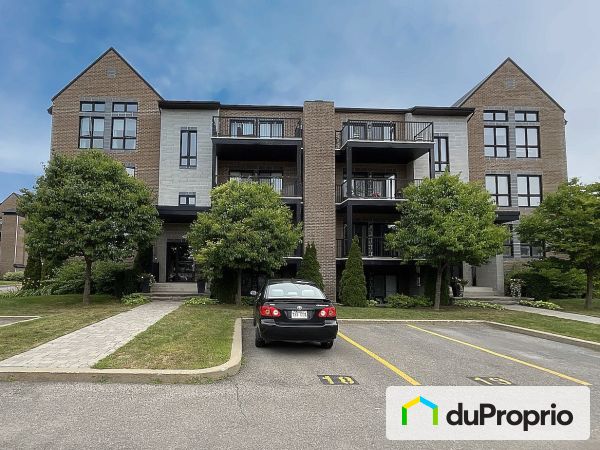 202-810 rue de la Soeur-Marie-Rose, Terrebonne (Lachenaie) à vendre