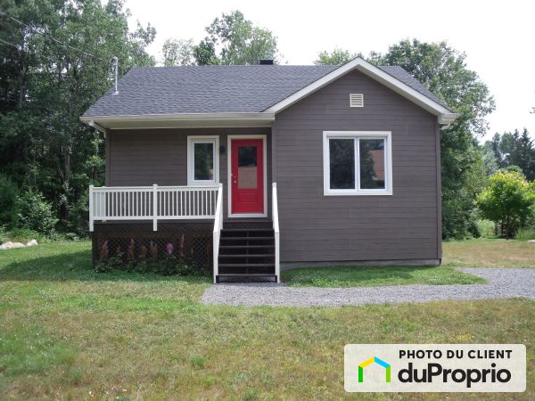 2598 rue Cécile-Lafleur, Val-David for sale