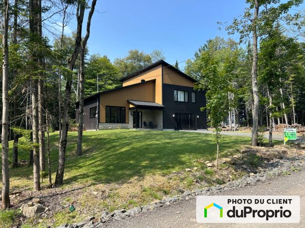 24 chemin de la Randonnée, St-Joachim à vendre