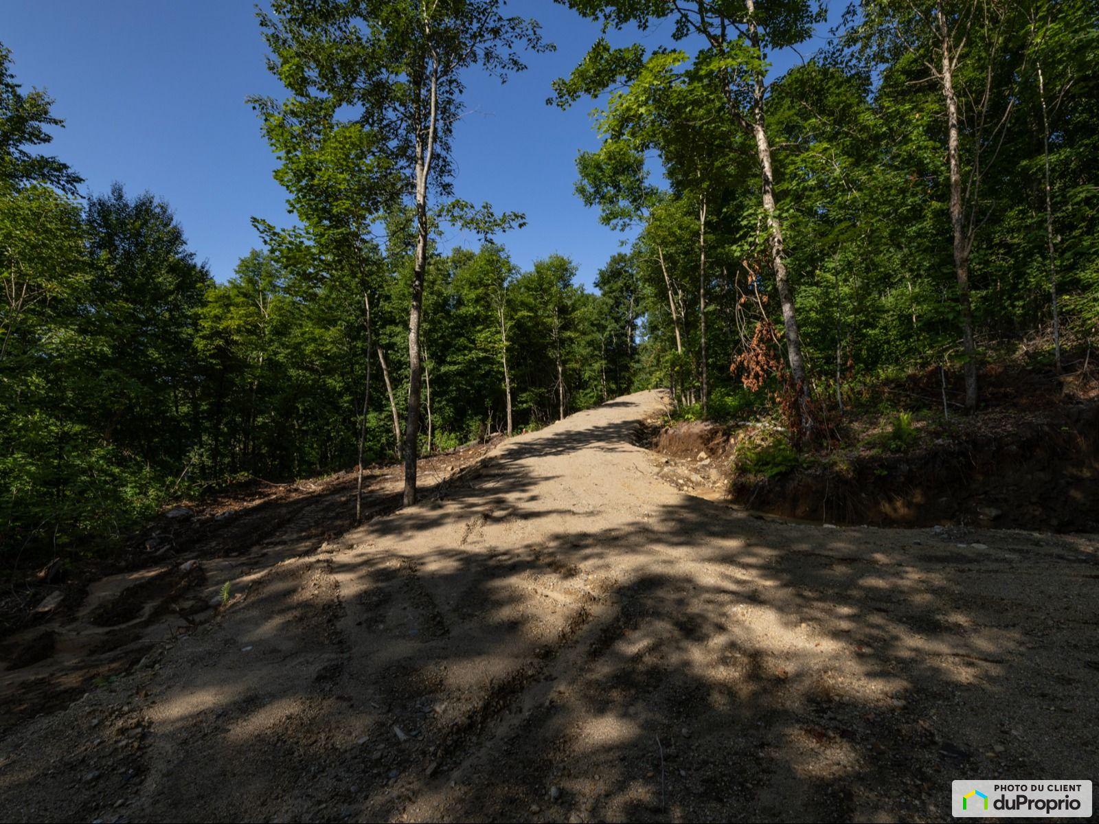 7 Chemin De La Batiscan — photo 3