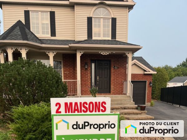 54-56 rue Avignon, St-Constant for sale