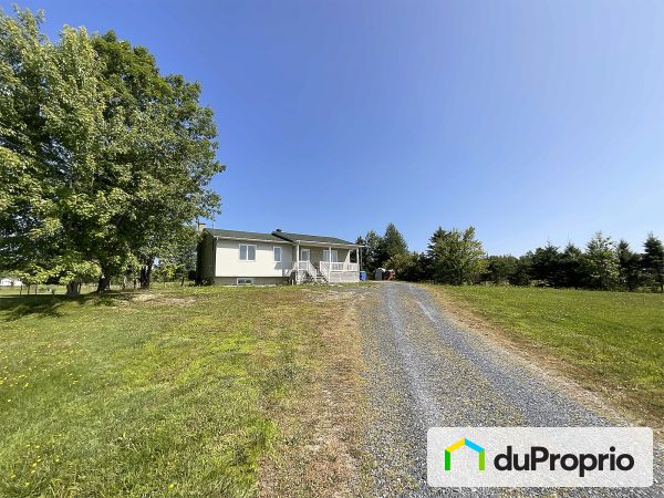 76 rue de la Tuilerie, East Angus for sale