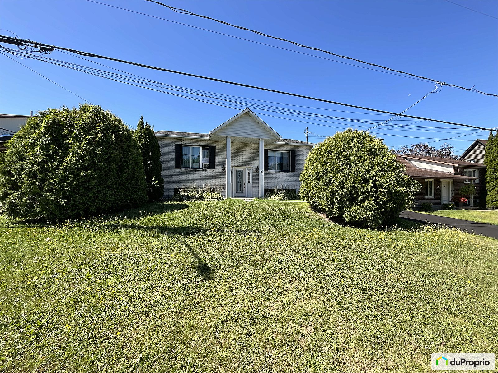 412 26E Avenue — photo 1