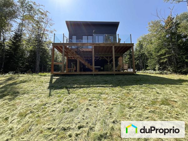 19, chemin Marius-Barbeau, Petite-Rivière-St-François à vendre