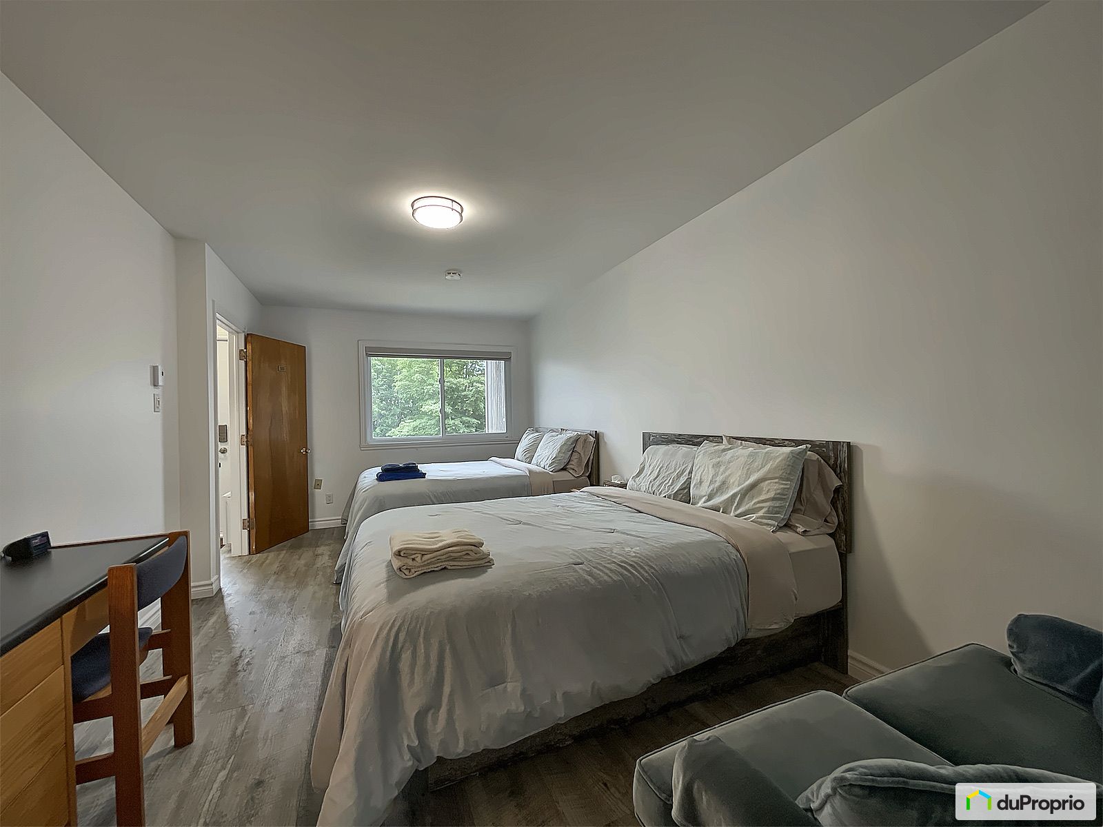 184 Rue Pinoteau — photo 2