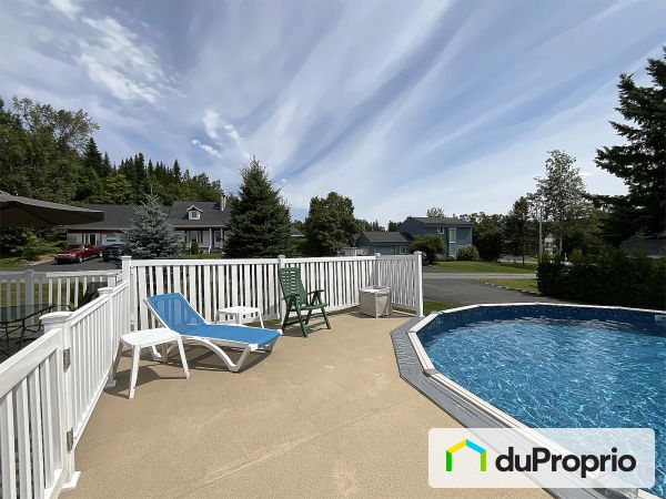 Pool - 204 27e rue, Notre-Dame-des-Pins for sale