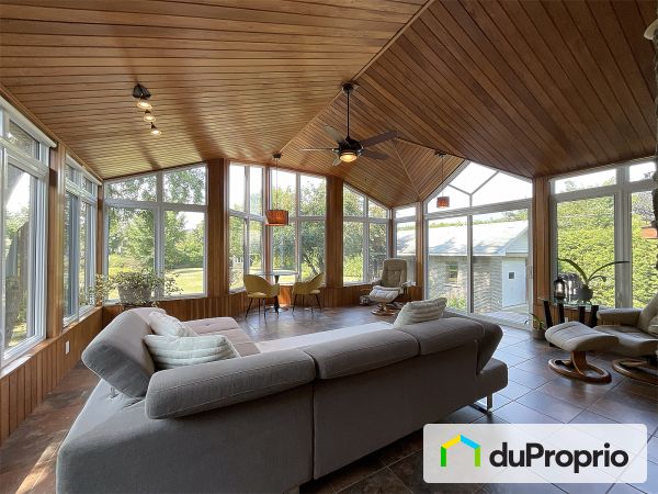 84 rue Germaine, St-Jean-sur-Richelieu (St-Luc) for sale