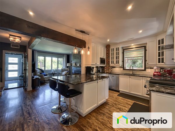 11980 rue Pasteur, Ahuntsic / Cartierville for sale