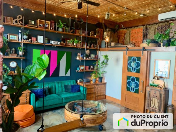 Salon - 305-2855 rue du Centre, Le Sud-Ouest à vendre