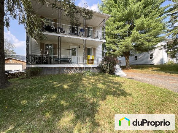 11 rue Dumoulin, Warwick à vendre