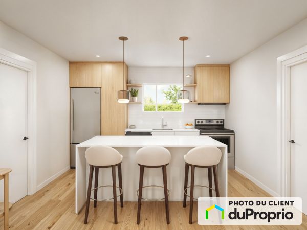 813, avenue de Grande-Île, Salaberry-De-Valleyfield à vendre