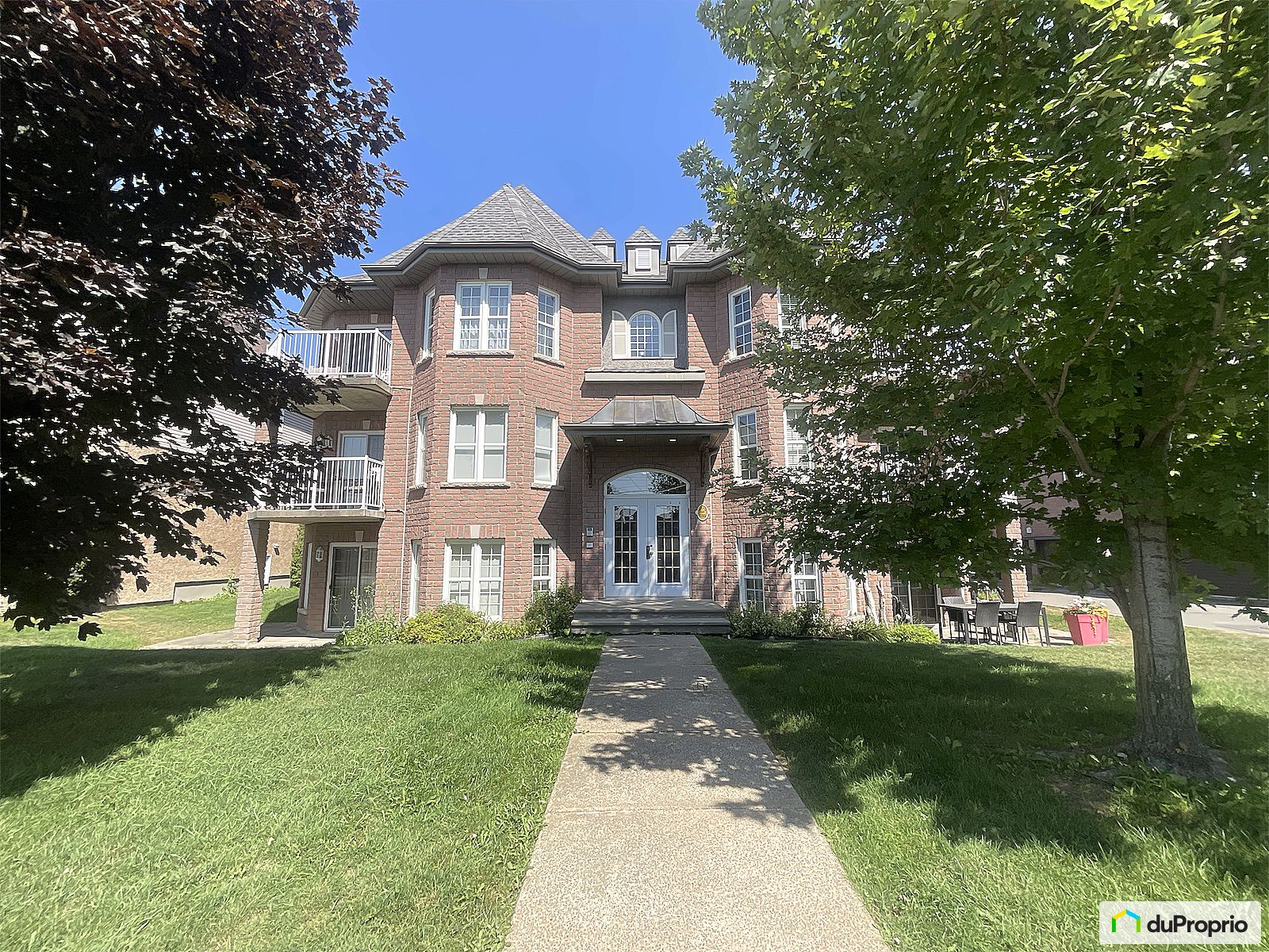 5 1135 Boulevard Mattawa — photo 1