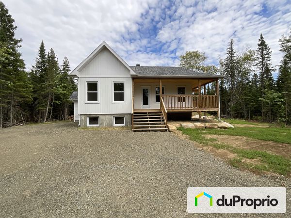 21, rang Saint-Jérôme, St-Urbain à vendre