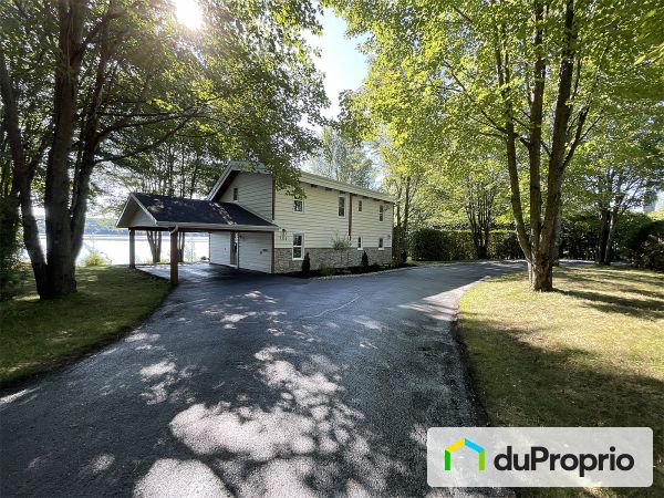 106 rue Bernard, Magog for sale