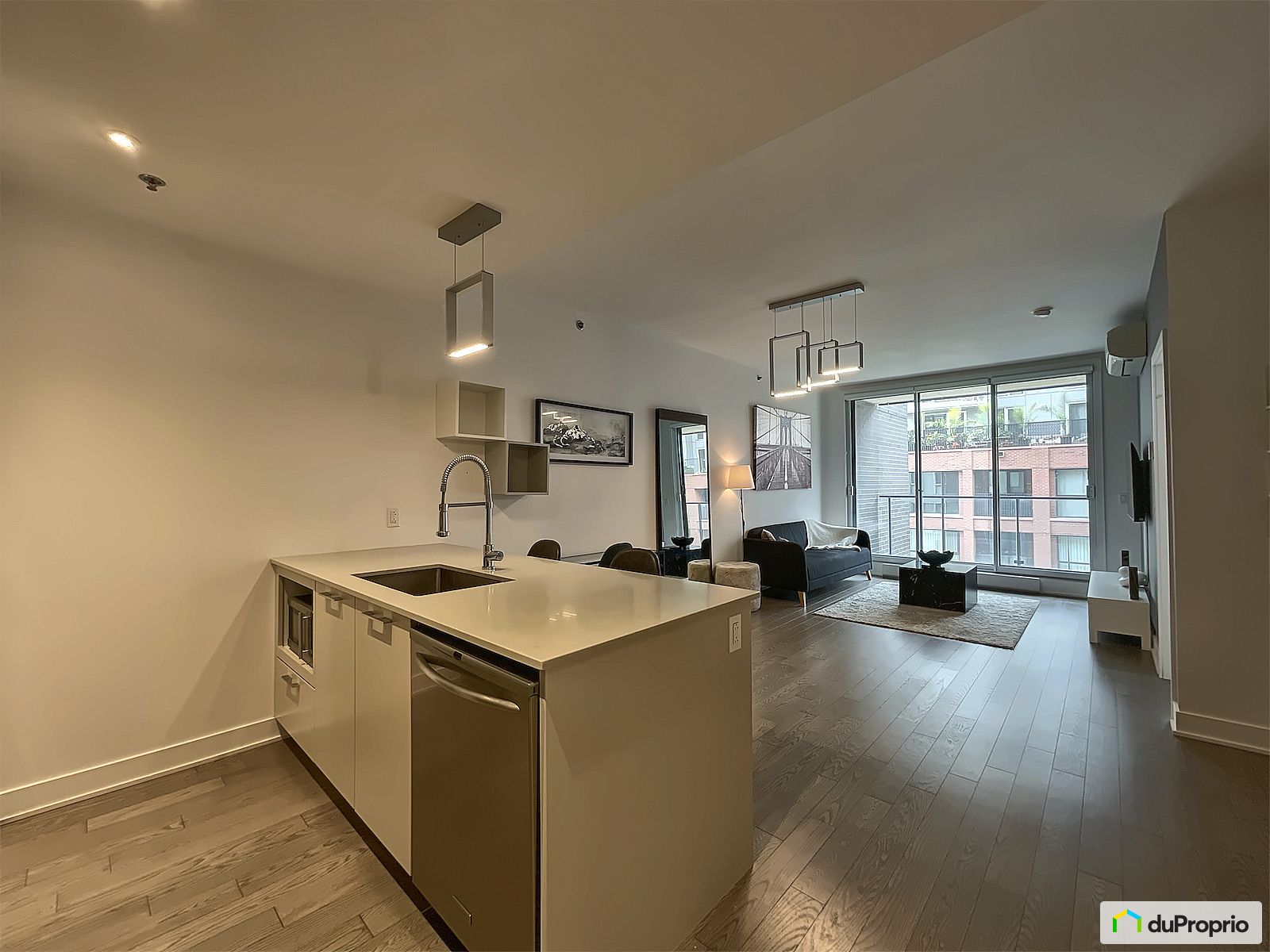 501 315 Rue Richmond — photo 2