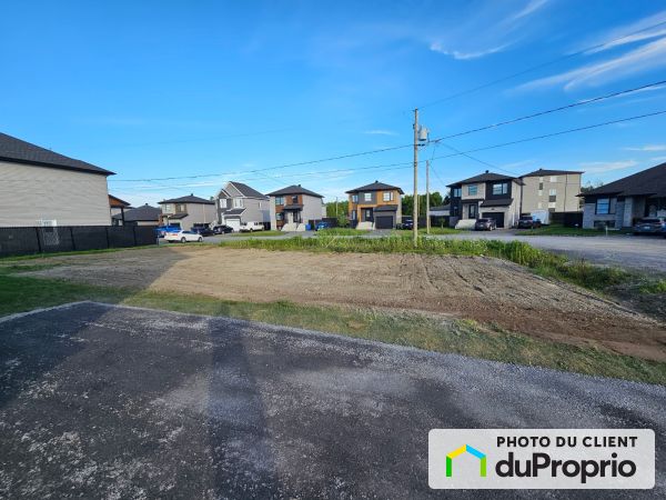 rue des Récoltes, Ste-Barbe à vendre