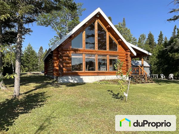 20 chemin du Lac Barnabé, Hébertville for sale