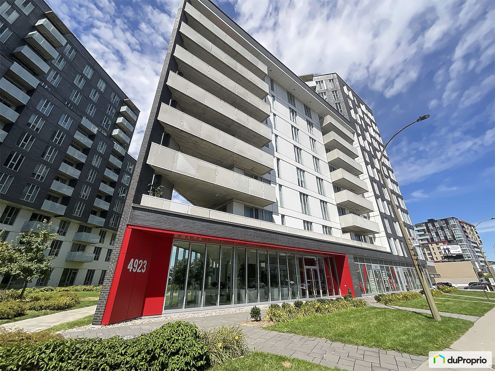 605 4923 Rue Jean Talon Ouest — photo 1