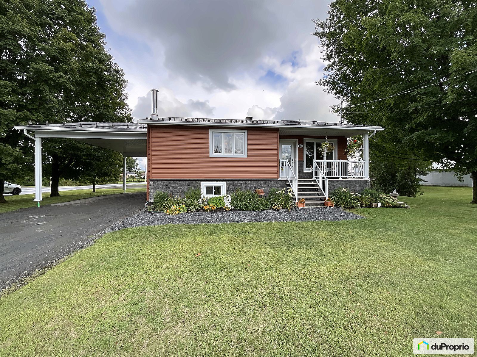 265 Rue Dumoulin — photo 1