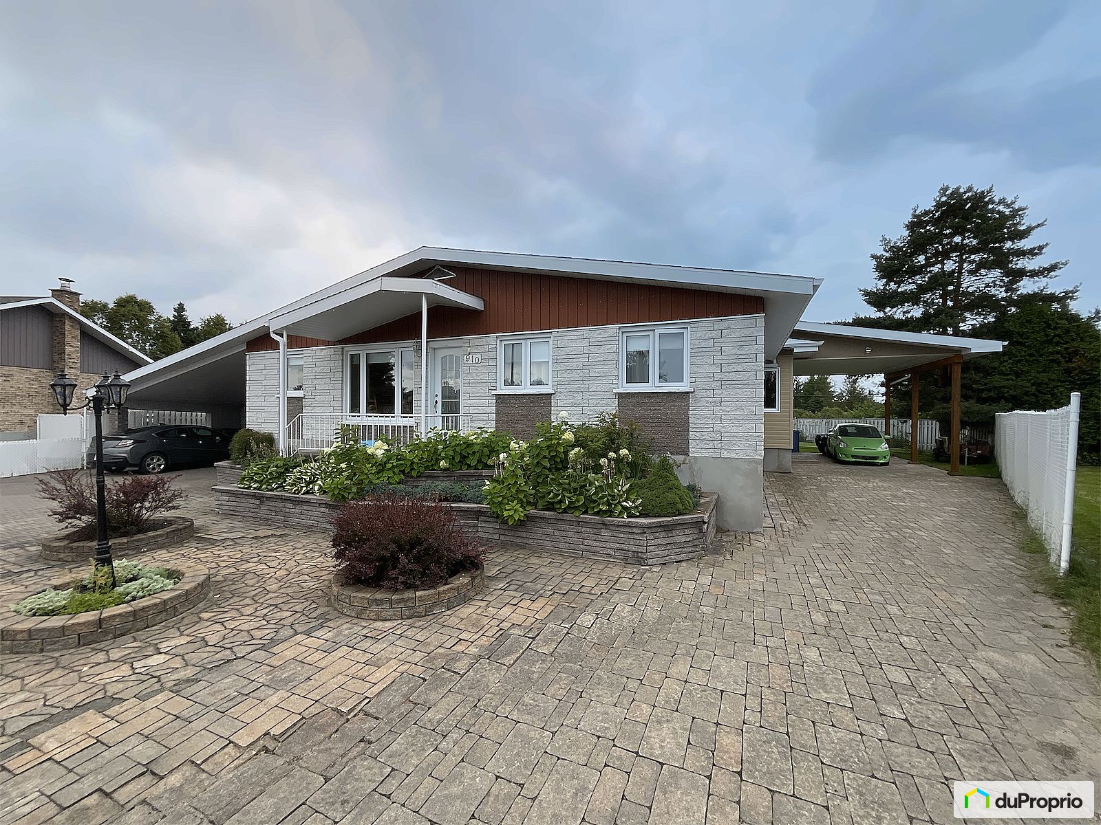 910 Carre Nicolas — photo 3